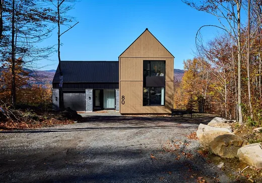 Two or more stories for sale - 80 Ch. du Domaine-Forget, St-Donat-De-Montcalm, J0T2C0