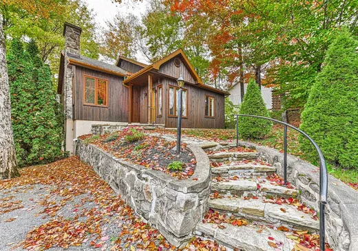 Two or more stories for sale - 8 Rue des Ardoises, Sainte-Agathe-des-Monts, J8C3N2