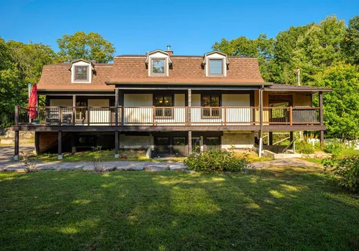 Two or more stories for sale - 248-248A Mtée Brisebois, Saint-Colomban, J5K2S1