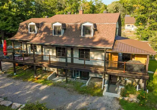 Maison à vendre - 248-248A Mtée Brisebois, Saint-Colomban, J5K 2S1