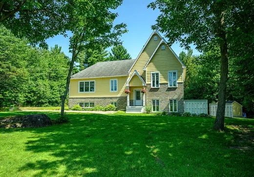 Bungalow à vendre - 941-943 Rue du Joli-Bourg, Saint-Jérôme, J5L1S6