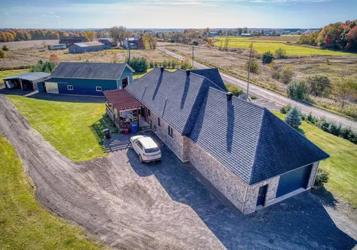 Fermette à vendre - 3630 Route du Raccordement-Saint-Pierre, Cowansville, J2K 2M0