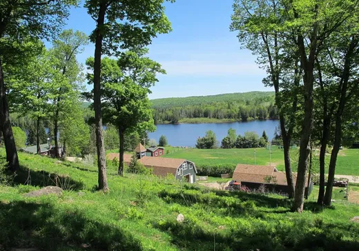 Two or more stories for sale - 4480 Ch. des Faucons, Rivière-Rouge, J0T1T0