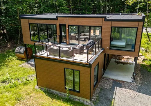 Two or more stories for sale - 10 Rue du Denali, Mont-Tremblant, J0T1M0