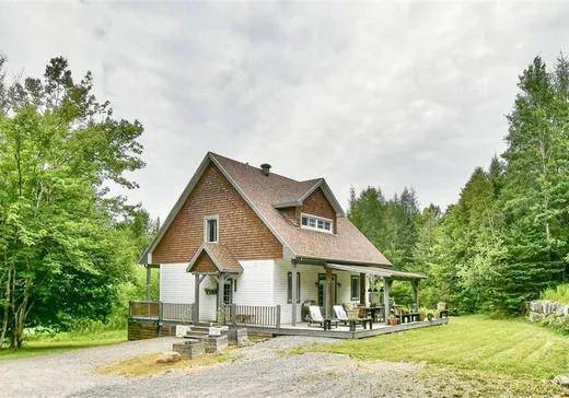 Maison à vendre - 250 Ch. du Lac-des-Sables, Sainte-Agathe-des-Monts, J8C 2Z7