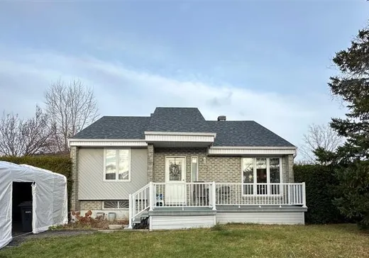 Cottage for sale - 805 Rue Malraux, Ste-Dorothee, H7X3H7