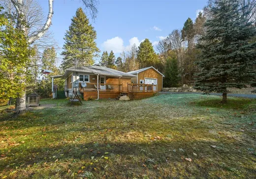 Maison à vendre - 165 Rue des Érables, Mont-Tremblant, J8E 3A2
