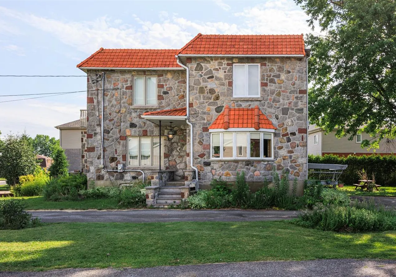 Maison à vendre - 4501 Ch. du Souvenir, Chomedey, H7W 1B9