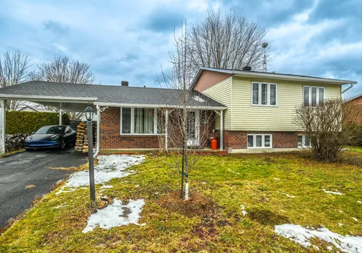 Maison à étages à vendre - 20 Rue d'Alma, Beloeil, J3G5T6