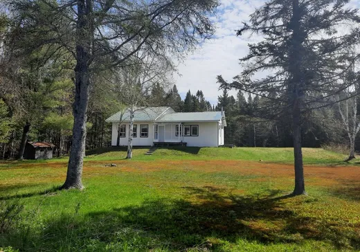 Maison à vendre - 1025 Ch. de l'Aubépine, Nominingue, J0W 1R0