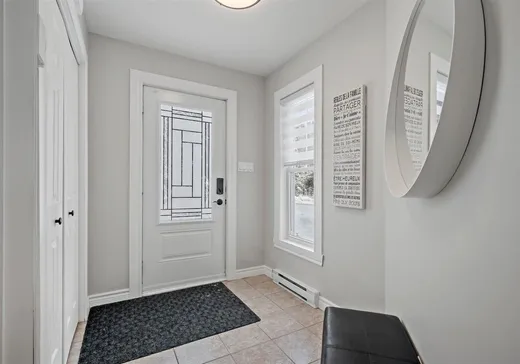 Maison à vendre - 79 Ch. de la Baie, Mont-Blanc, J0T 2G0