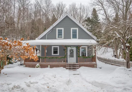 Maison à vendre - 14 Rue Ste-Jeanne-d'Arc, Mont-Blanc, J0T 2G0