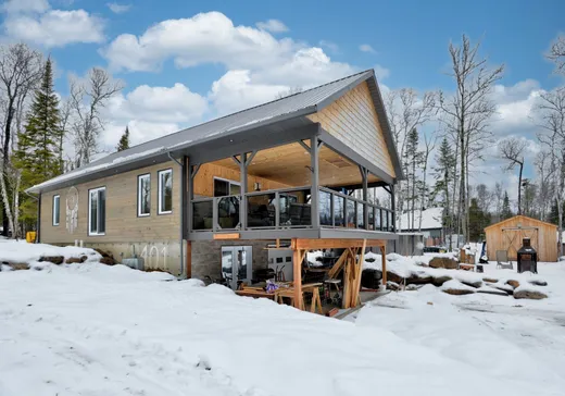 Two or more stories for sale - 401 Ch. du Bonheur, Saint-Michel-des-Saints, J0K3B0