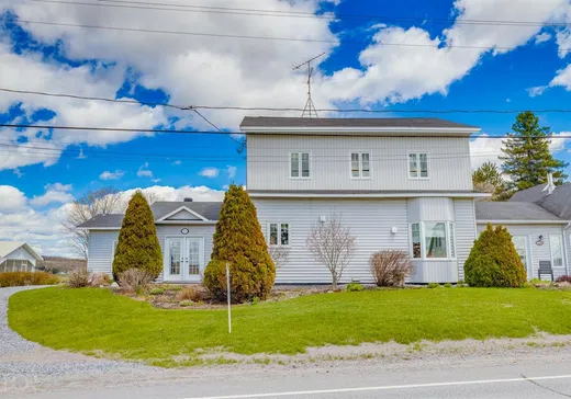 Un étage et demi à vendre - 948Z Rg St-Achille, St-Ubalde, G0A4L0