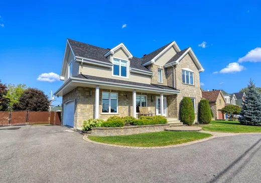 Maison à étages à vendre - 2413 Ch. St-Charles, Terrebonne, J6W5X4