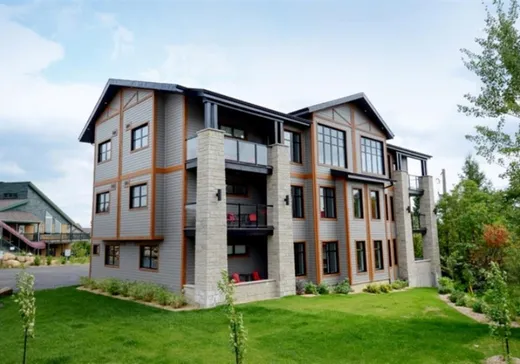 Condo for sale - 1902 Boul. les Neiges, St-Ferreol-les-Neiges, G0A3R0
