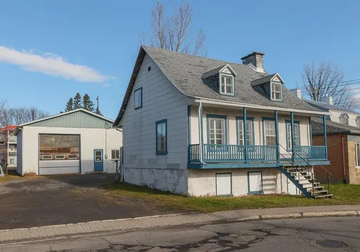 Un étage et demi à vendre - 793 Av. Royale, Beauport, G1E1Z5