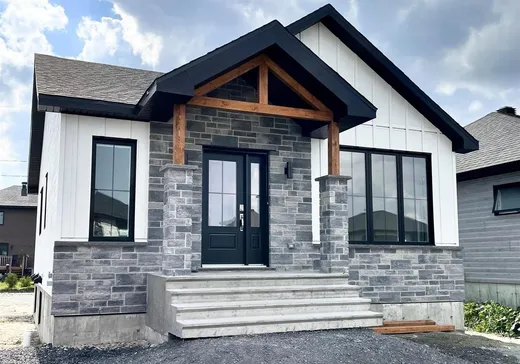Chalet à vendre - 14 Rue Lemieux, Moisie, G0G2T0