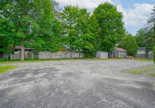 House for sale - 33 Av. St-Denis, Saint-Sauveur, J0R 1R4