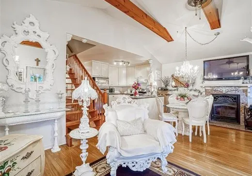 Maison à vendre - 31 Av. St-Denis, Saint-Sauveur, J0R 1R4