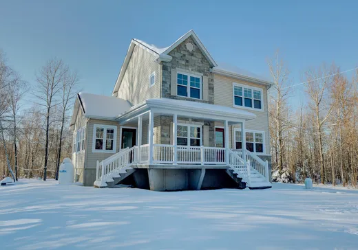 Maison à étages à vendre - 10 Rue Molière, Eastman, J0E1P0