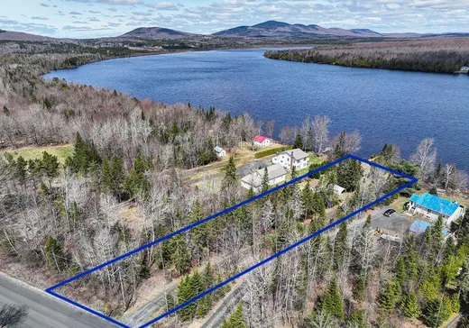 Maison à vendre - 3935 Rue Principale, Ste-Cecile-De-Whitton, G0Y 1J0