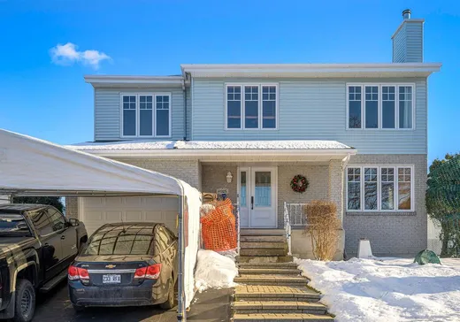 Maison à étages à vendre - 6025 Rue Sauvageau, Laval (Vimont), H7H2T3