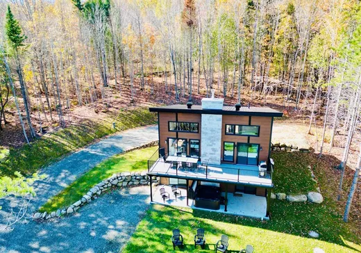 House for sale - 691 Ch. de la Rivière-Bergeron, Lac-Mégantic, G0Y 1H0