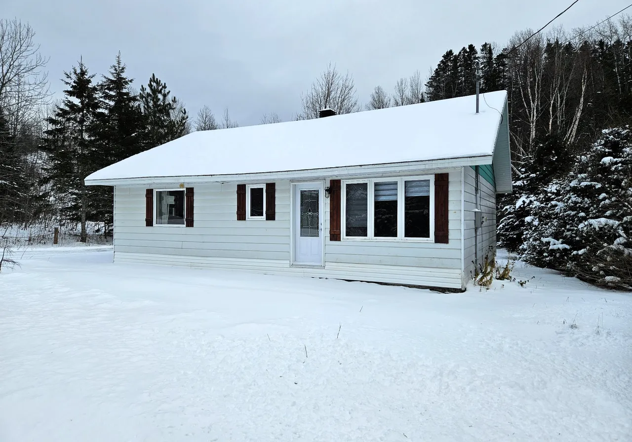 Maison à vendre - 14 Route du Ruisseau-Gagnon, Matane, G0J 3E0