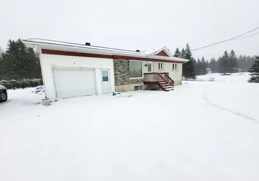 Two or more stories for sale - 117 Av. St-Patrick, St-Joseph-De-Coleraine, G0N1B0
