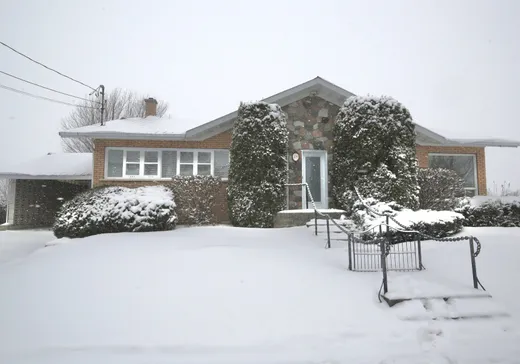 Maison à vendre - 109 Av. St-François, Saint-Pie, J0H 1W0