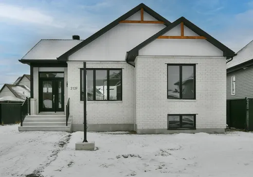 Maison à étages à vendre - 3139 Rue de la Sucrerie, Sainte-Marthe-sur-le-Lac, J0N1P0