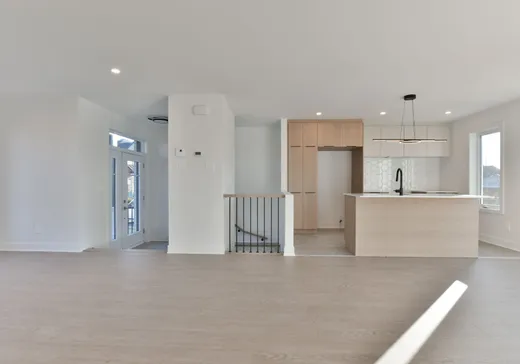 Maison à vendre - 3139 Rue de la Sucrerie, Sainte-Marthe-sur-le-Lac, J0N 1P0