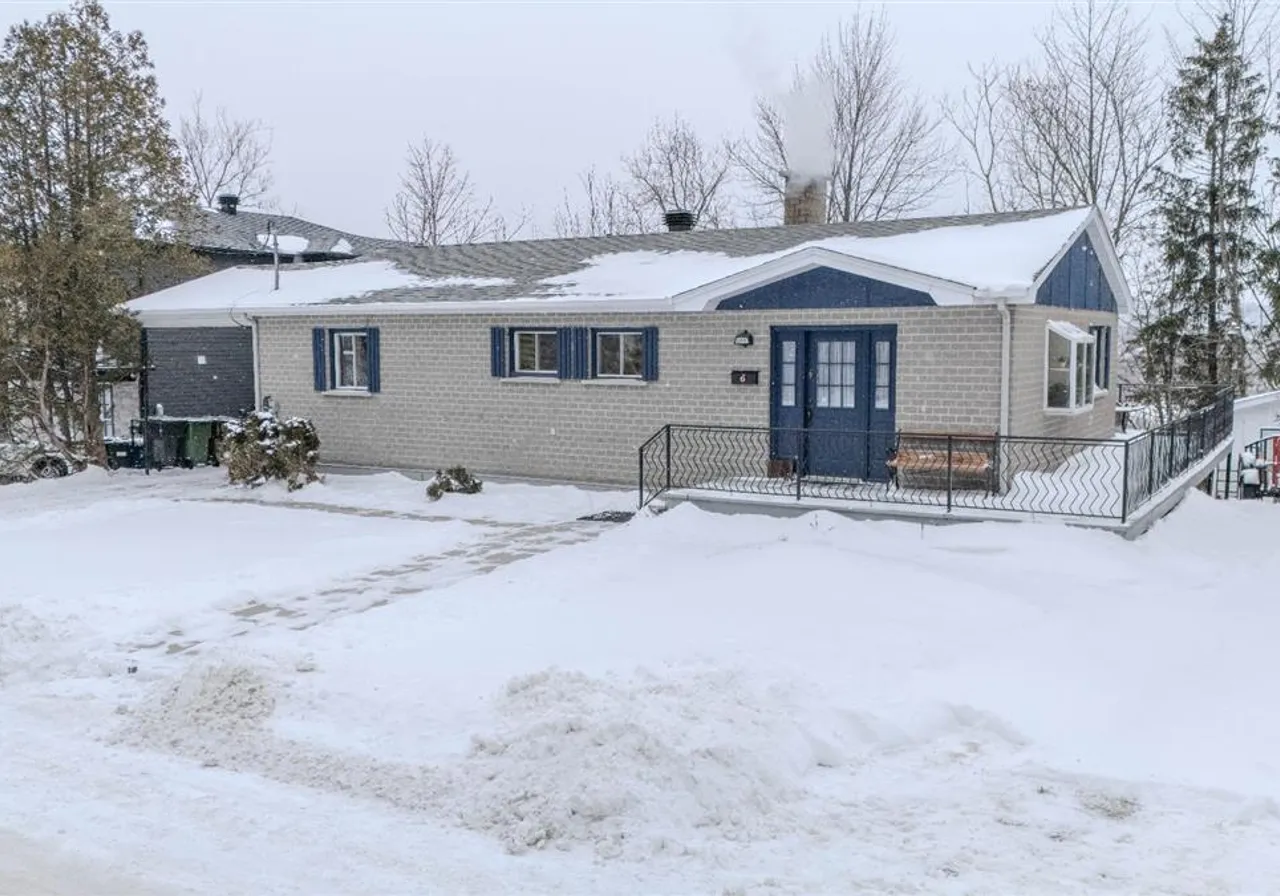 Chalet à vendre - 1200 Rue Fabre, Sherbrooke, J1H 4W4