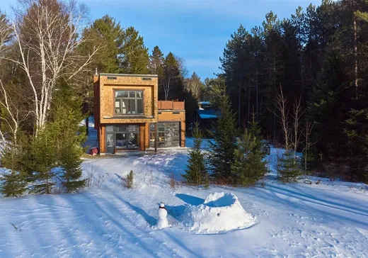 Two or more stories for sale - 11 Ch. des Mélèzes, St-Donat-De-Montcalm, J0T2C0