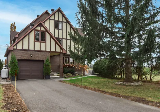 Two or more stories for sale - 6 10e Avenue, Deux-Montagnes, J7R3N4