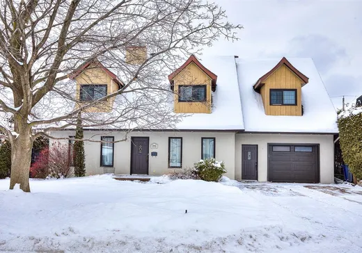 Maison à étages à vendre - 772 Rue Galbrand, Laval (Sainte-Dorothee), H7X1X5