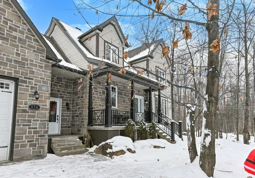 Maison à étages à vendre - 214 Rue Jean-Pierre, Sainte-Sophie, J5J2N7