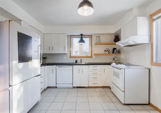 Maison à vendre - 656 Rue Ste-Famille, Contrecoeur, J0L 1C0