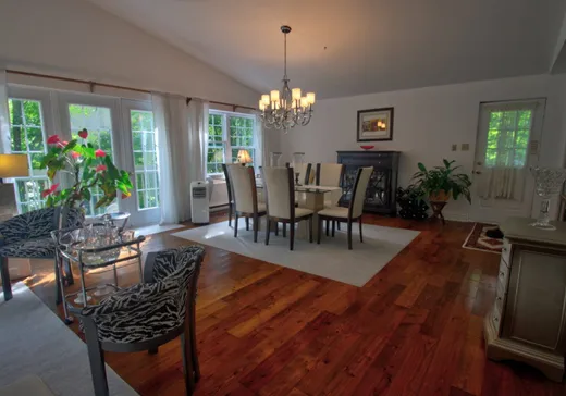Maison à vendre - 110 Ch. de l'Ardoise, Saint-Sauveur, J0R 1R3