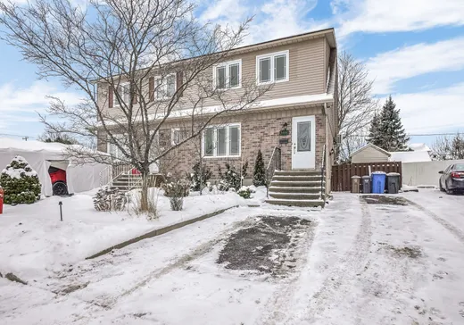 Maison à étages à vendre - 4005 Rue Ovide, Brossard, J4Y2N8