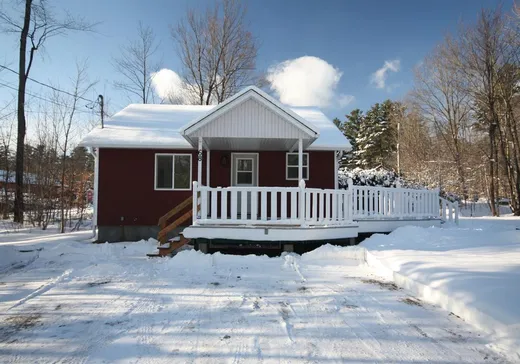 Chalet à vendre - 68 Mtée de l'Église, Saint-Colomban, J5K 2H9