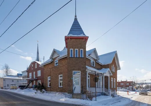 Maison à vendre - 235 Av. du Collège, Sainte-Marie, G6E 3X9