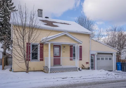 Bungalow à vendre - 630 21e Rue, Saint-Georges, G5Y4R3
