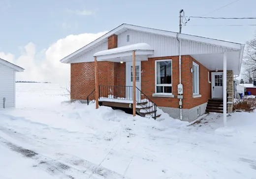 Maison à vendre - 1579 Route 132, Saint-Anicet, J0S 1M0