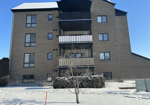 Condo à vendre - 703 Mtée des Pionniers, Lachenaie, J6V 1T7