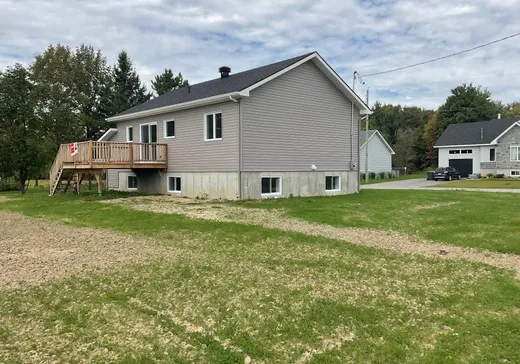 Maison à vendre - 118 Rue Siméon-Charland, St-Pierre-Les-Becquets, G0X 2Z0