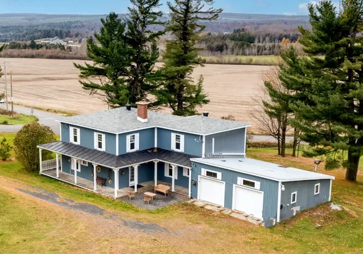 Two or more stories for sale - 361 3e Rang (361Z), Saint-Félix-de-Kingsey, J0B2T0