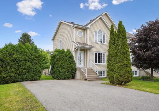 Maison à étages à vendre - 192 37e Avenue (192Z), Saint-Zotique, J0P1Z0