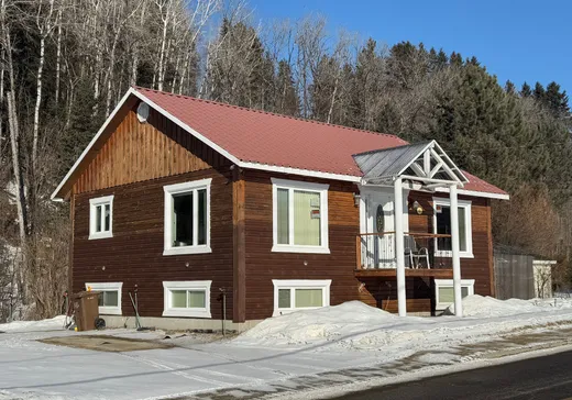 Maison à étages à vendre - 40 Rue des Vieux-Moulin, La Malbaie, G4A1A8